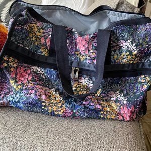 Lesportsac Deluxe Large Weekend Bag